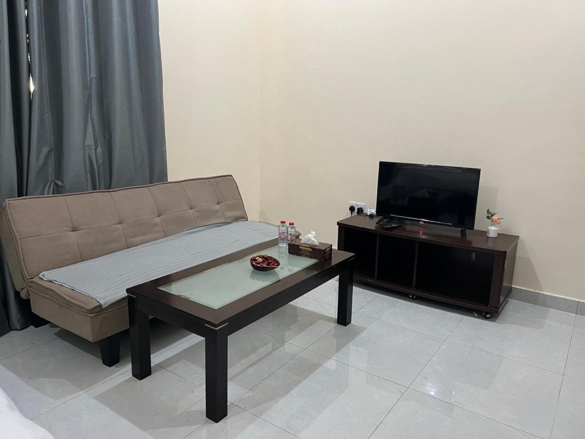 Cozy Private Studio Apartment Near Airport Abu Dabi Dış mekan fotoğraf