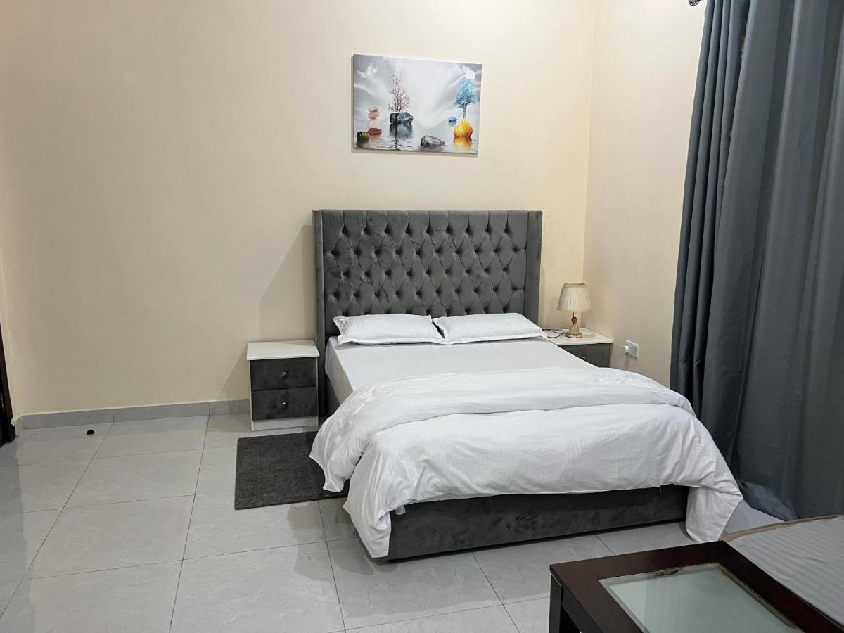 Cozy Private Studio Apartment Near Airport Abu Dabi Dış mekan fotoğraf