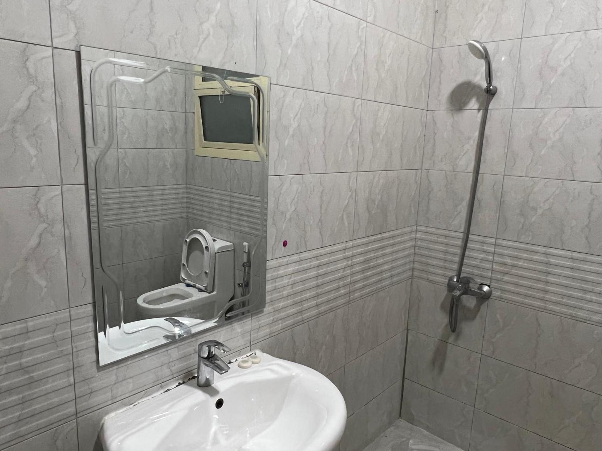 Cozy Private Studio Apartment Near Airport Abu Dabi Dış mekan fotoğraf